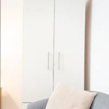 Apartment Conditioning House - 2