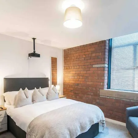 Conditioning House - 2 * Bradford (West Yorkshire)