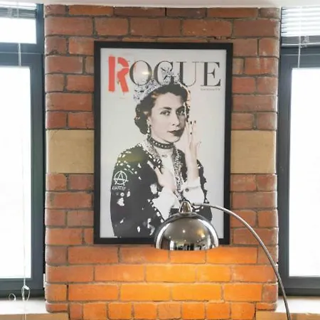 Conditioning House - 2 * Bradford (West Yorkshire)