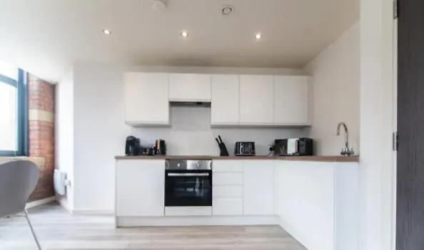 Conditioning House - 2 Lägenhet *