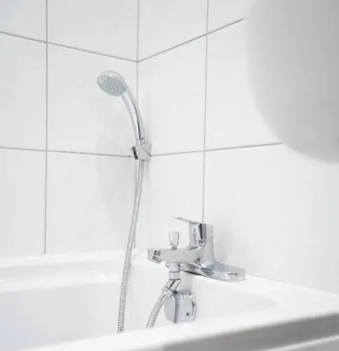 Conditioning House - 2 *