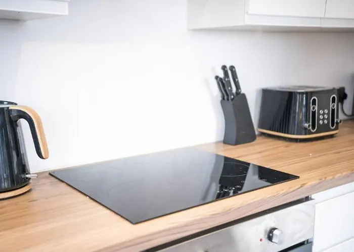 Conditioning House - 2 Брадфорд