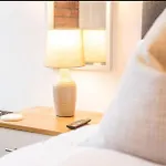 Conditioning House - 2 * برادفورد